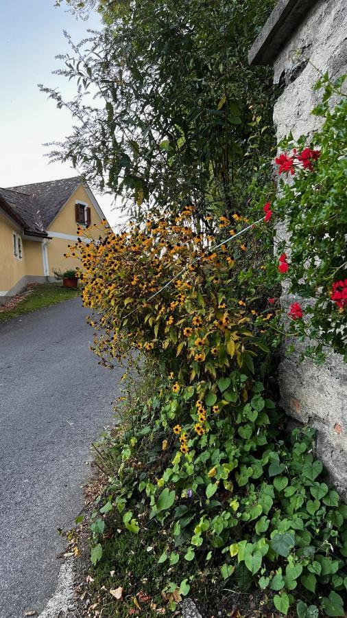 Winzerhaeuschen Kern Leilighet Fehring Eksteriør bilde